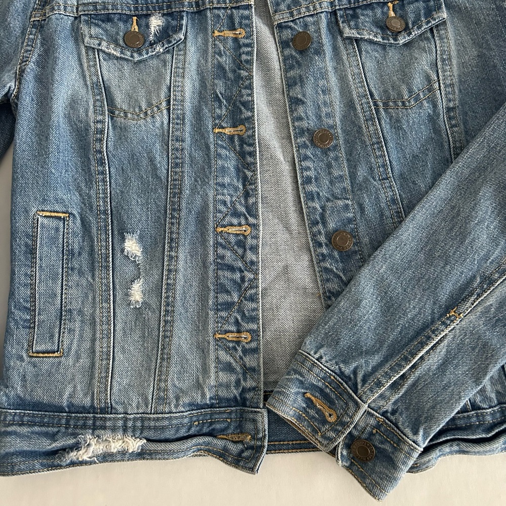 Blue jean jacket - Picture 5 of 10